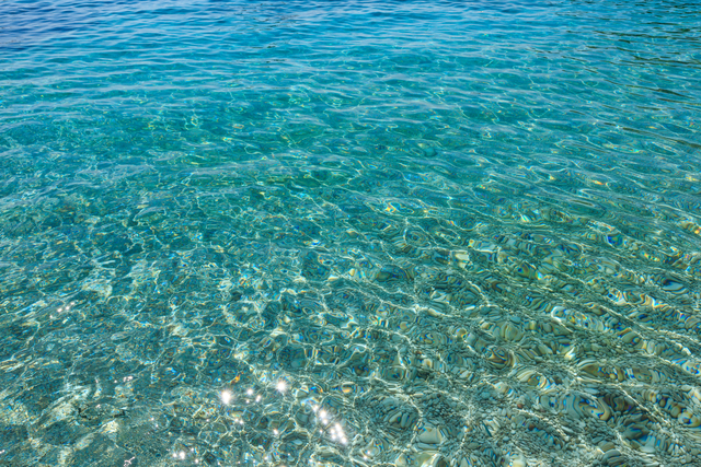 Mare trasparente a Lampedusa: perché l’acqua è così limpida e cambia colore 1 mare trasparente a Lampedusa