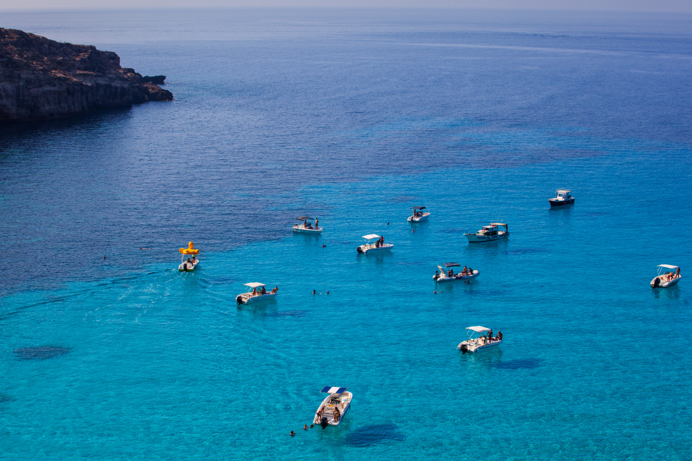 Vacanze in Sicilia: Lampedusa meta ideale per le vostre vacanze 2 view of tabaccara lampedusa